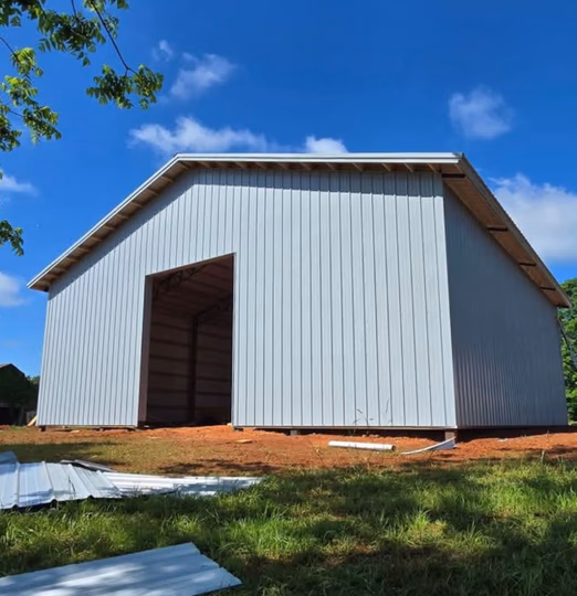 Pole barn construction in Pickwick, Tennessee